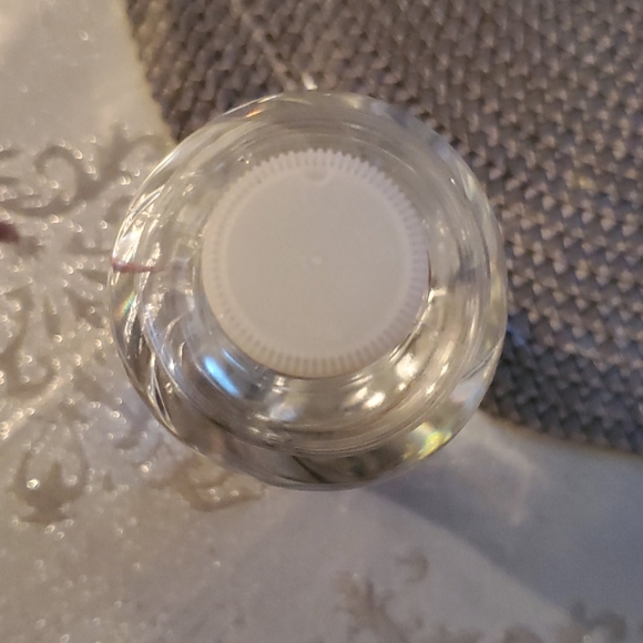 Water bottle - Picture 3 of 3